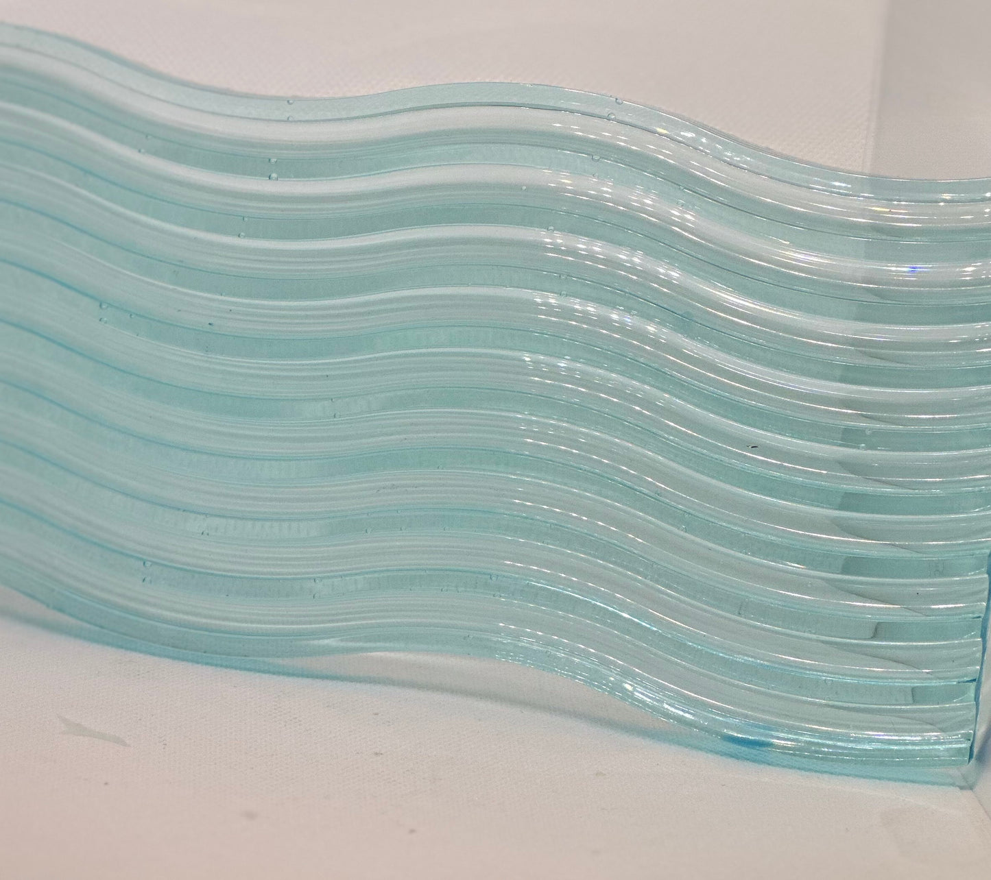 Long resin waves