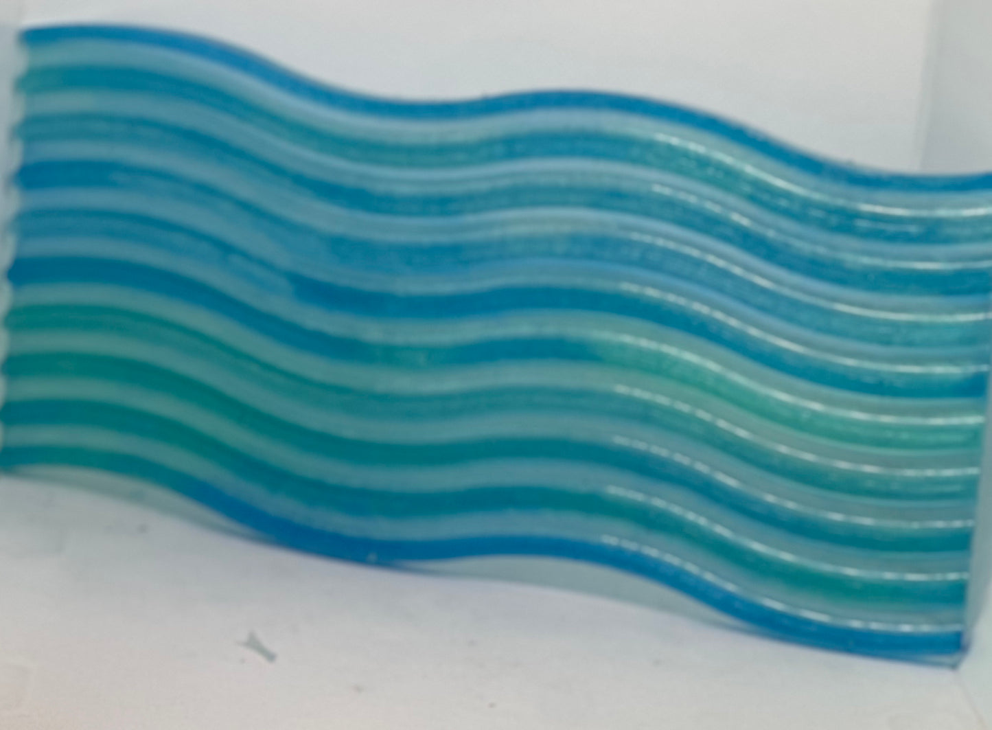 Long resin waves